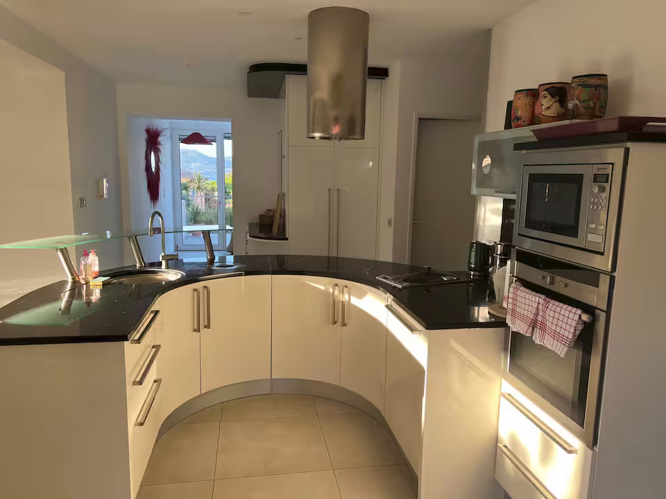 villa avec piscine privée – vue mer – presqu’île de giens, hyères (13)