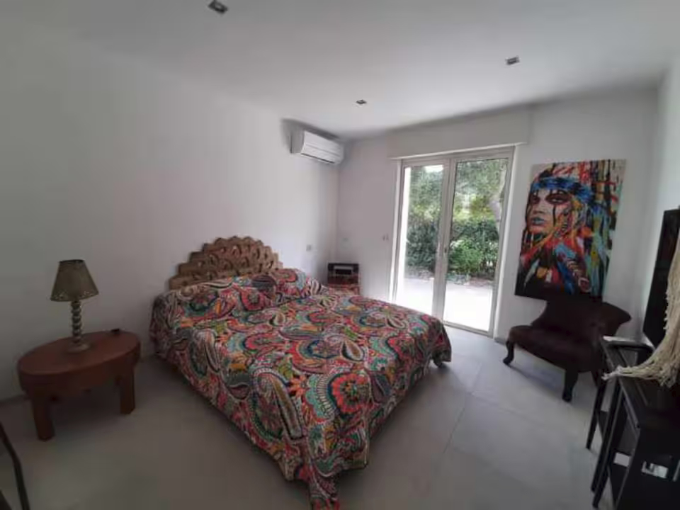 villa avec piscine privée – vue mer – presqu’île de giens, hyères (9)