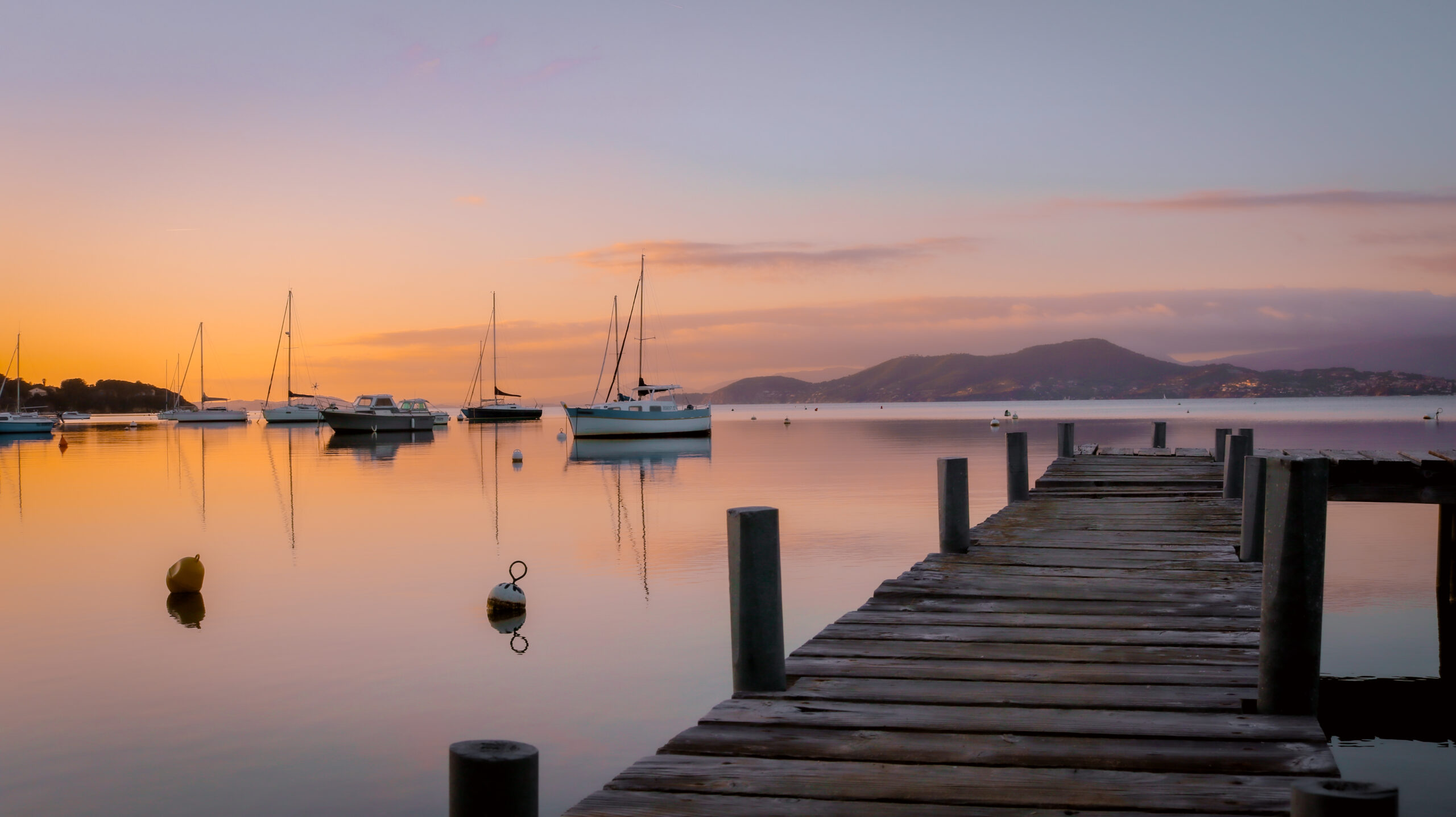 Le Port des Barques à Giens : ce petit coin de paradis que les locaux gardent jalousement